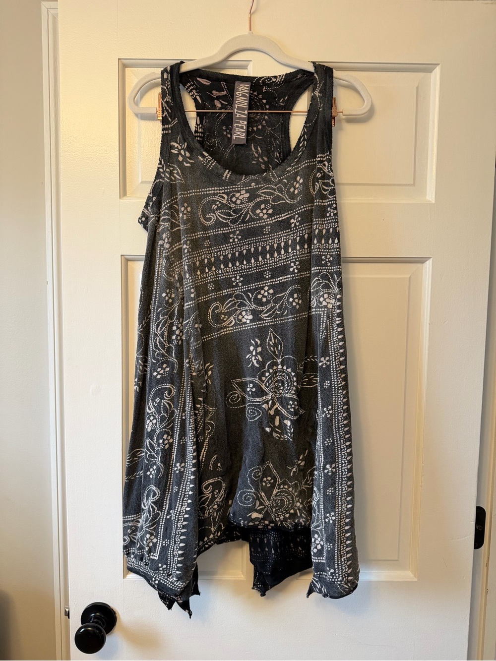 Magnolia Pearl Black and White Paisley Swing Tank
